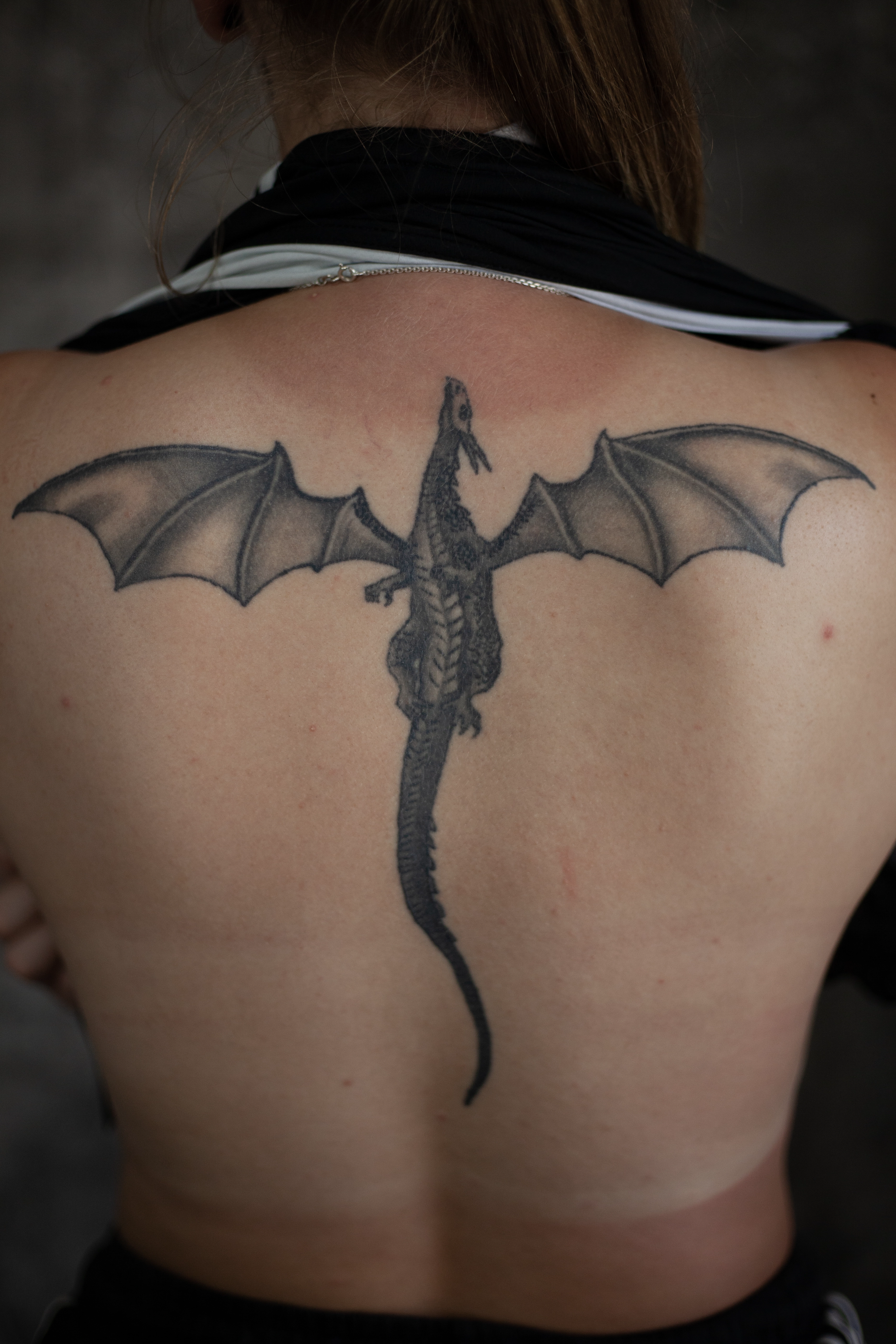 Zmaj na leđima - detalj tetovaže 2